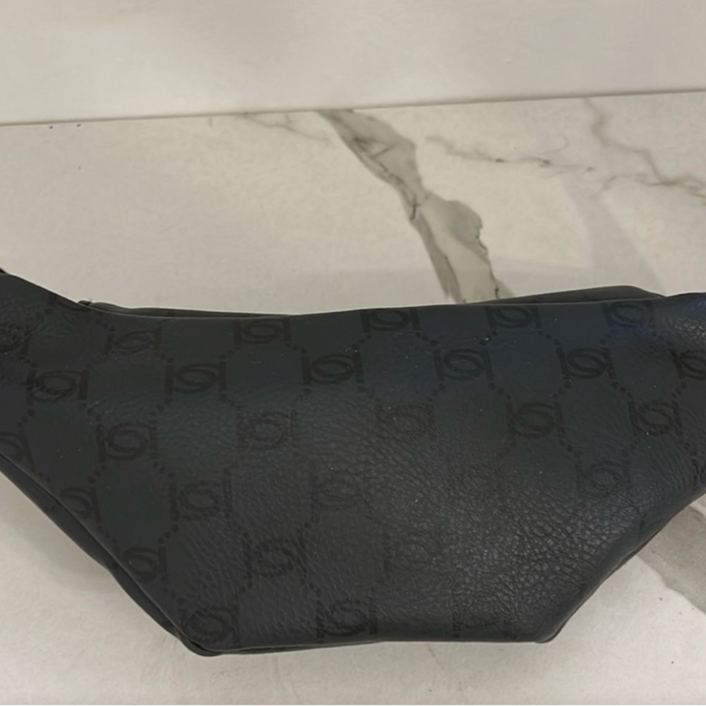 🚨BEBE FANNY PACK EUC ♥️♥️🤗💕 - Picture 8 of 16